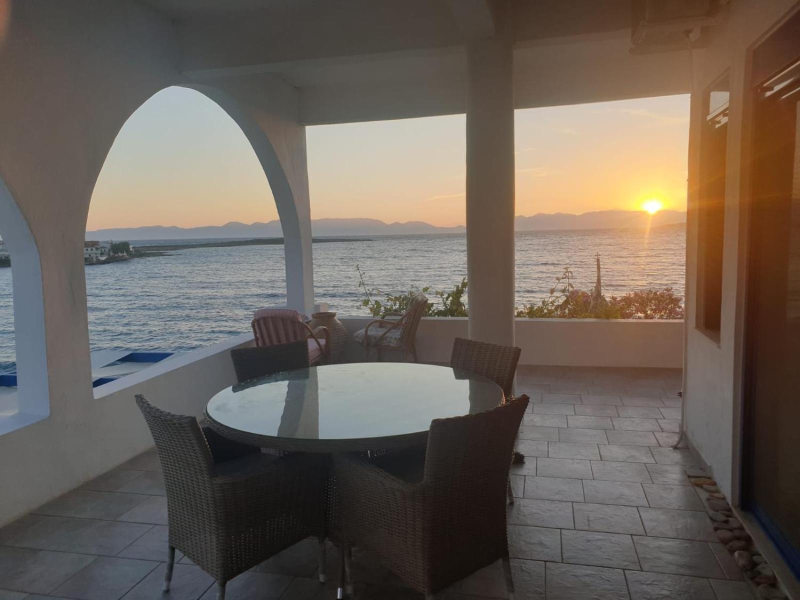 Sunset Holiday House Archangelos  Exterior foto